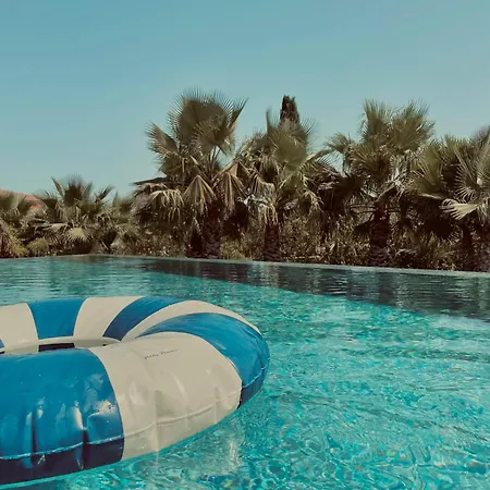 Scl Luxe - Piscine Miroir Chauffee & * Plaissan